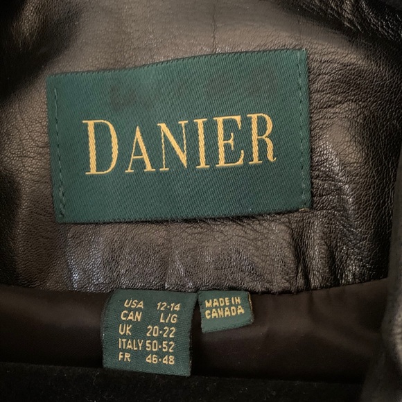 Danier Leather jacket - Picture 3 of 5